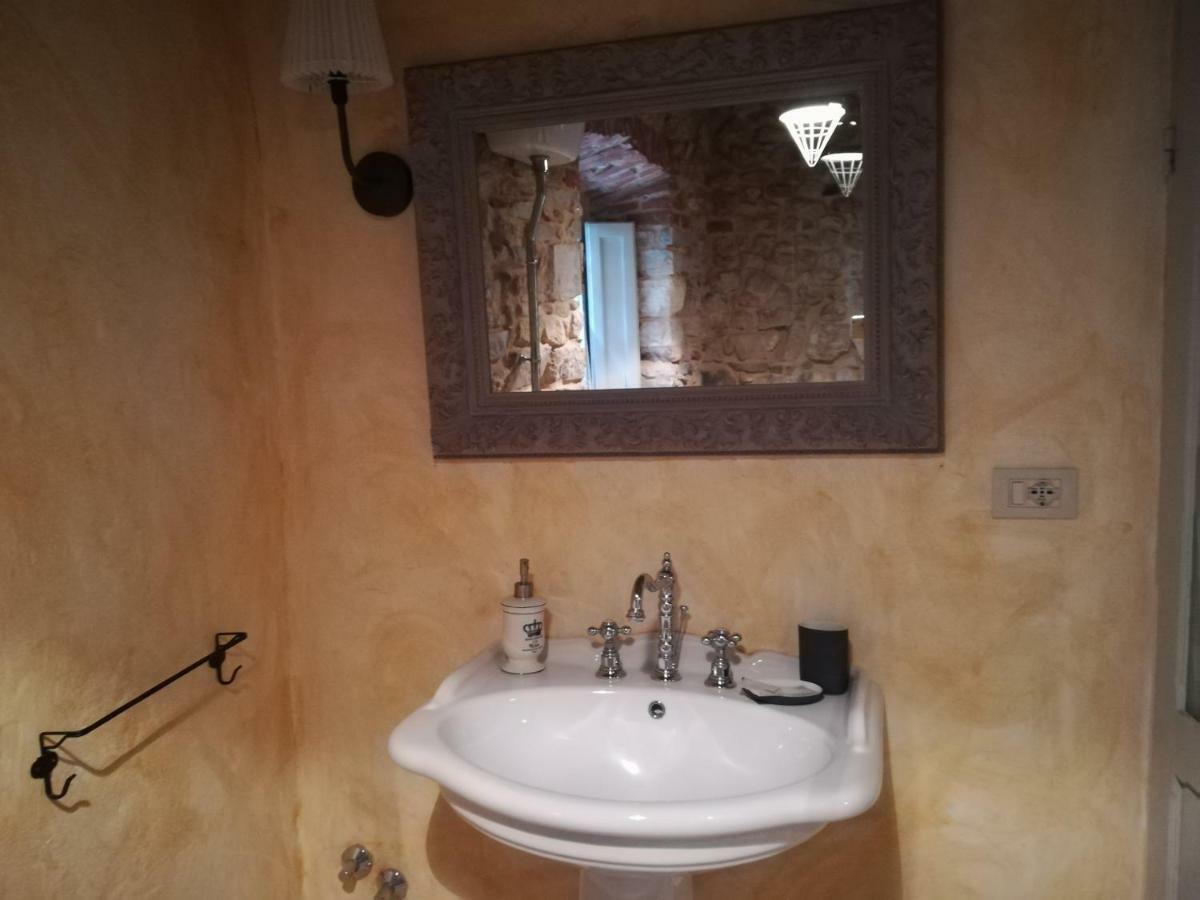 La Casa Nel Dentro Villa Campiglia dʼOrcia Buitenkant foto